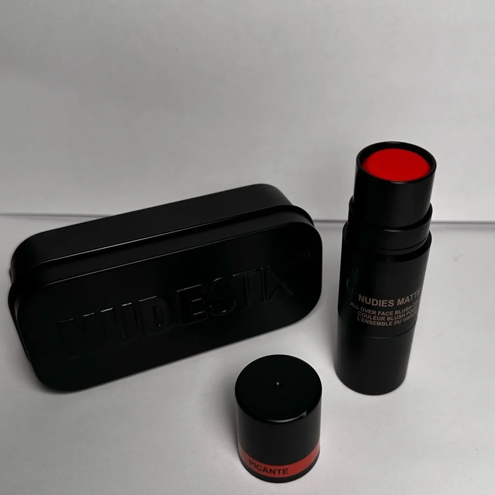picante nudestix